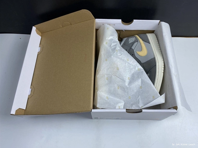 Jordan (W) BQ6472-020 Onyx Grey 1 - Mid 0906